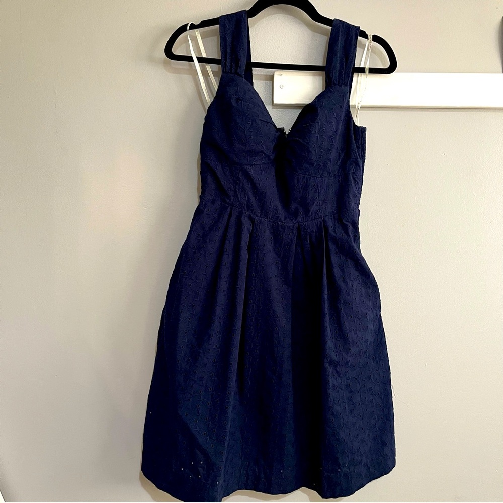 Pre-Owned Lilly Pulitzer Navy Blue Lace Mini Dress Sz 2